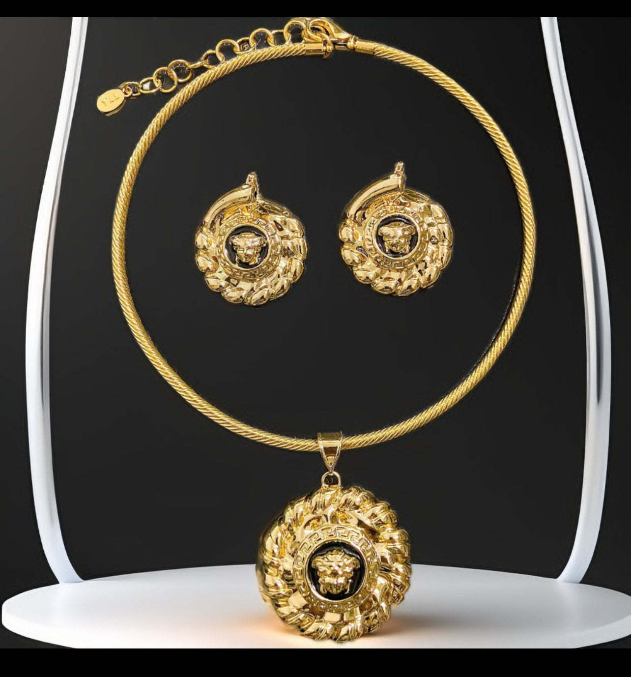 “Regal Majesty Set
