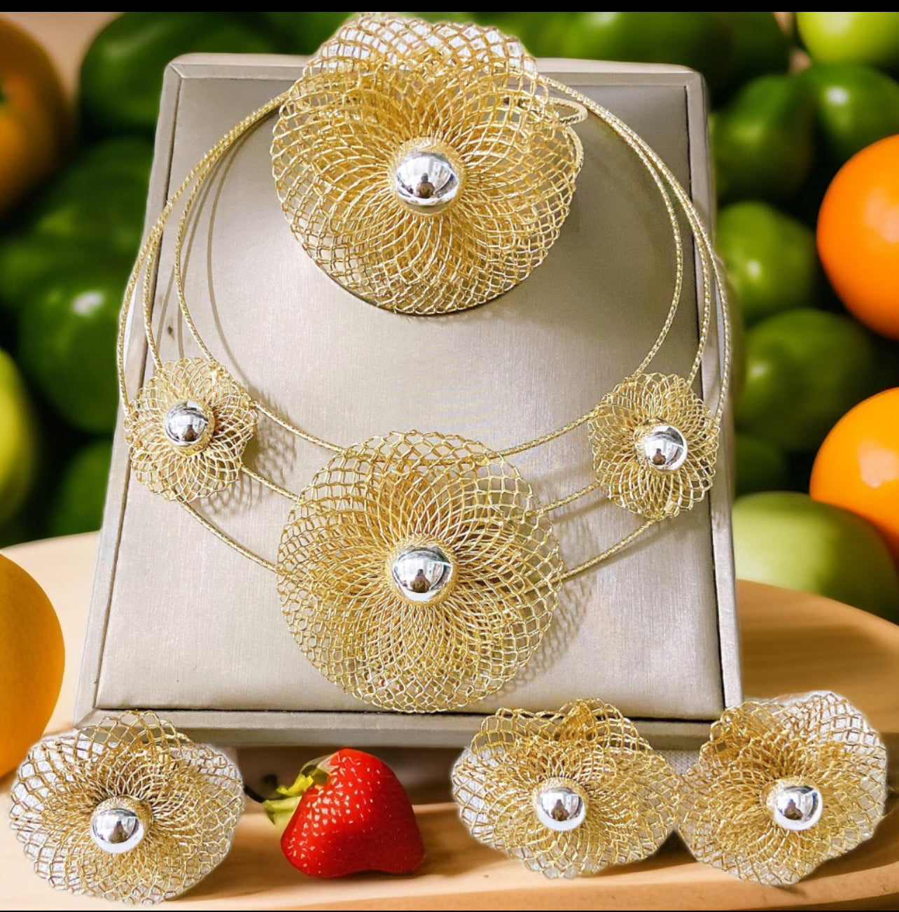 Floral Radiance gold