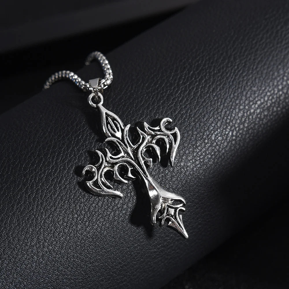Short Cross Pendant Chain Eye Catching Design for Necklace Jewelry Lovers